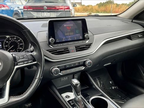 Used 2024 Nissan Altima 2.5 SR image 6