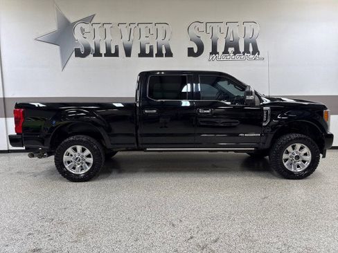 Used 2018 Ford F250 Platinum w/ Platinum Ultimate Package image 43