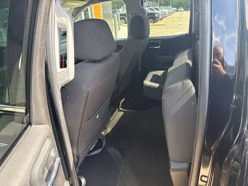 Used 2017 GMC Sierra 1500 SLE w/ SLE Value Package AWD/4WD image 12