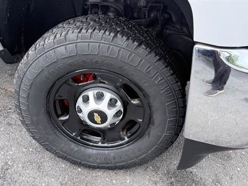 Used 2015 Chevrolet Silverado 2500 W/T w/ Snow Plow Prep Package AWD/4WD image 30