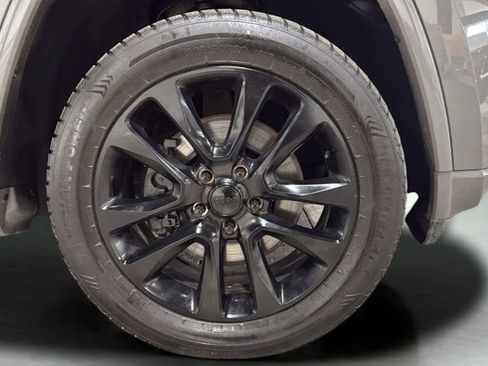 Used 2021 Jeep Grand Cherokee Altitude AWD/4WD image 41