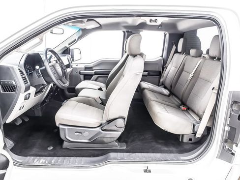 Used 2017 Ford F150 XLT w/ Equipment Group 301A Mid RWD image 28