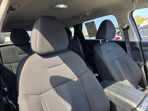 Used 2025 Hyundai Tucson SEL image 11