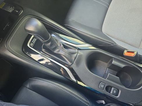 Certified 2025 Toyota Corolla XSE image 24