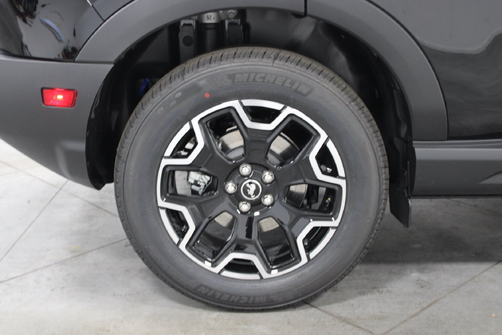New 2026 Ford Bronco Sport Outer Banks w/ Outer Banks Tech Package+ AWD/4WD image 60