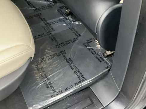 Used 2017 Tesla Model X 75D image 51