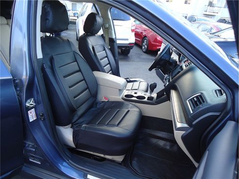 Used 2015 Subaru Outback 2.5i Limited image 14