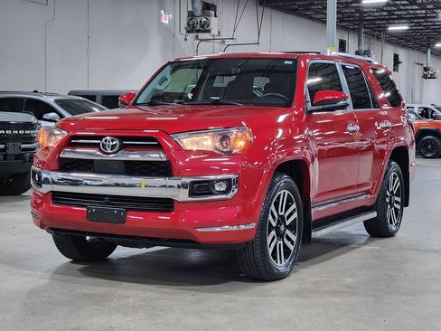 Used 2022 Toyota 4Runner Limited AWD/4WD image 4