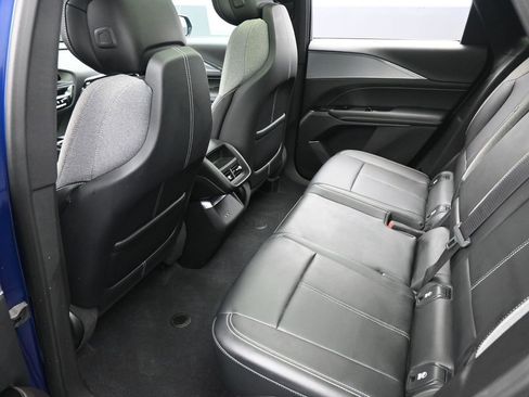 Used 2024 Cadillac Lyriq Tech image 25