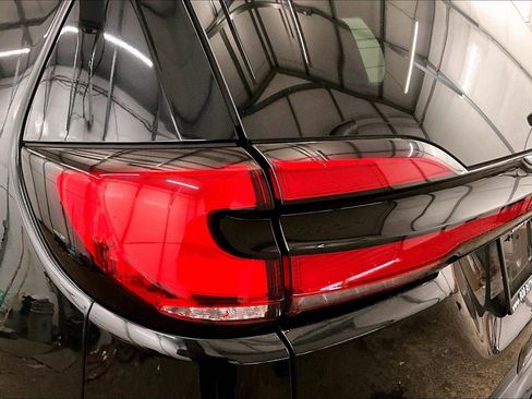 Used 2022 Chrysler Pacifica Limited image 29