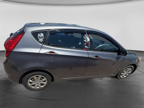 Used 2014 Hyundai Accent GS FWD image 11