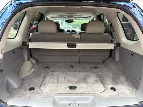 Used 2006 GMC Envoy SLE RWD image 8