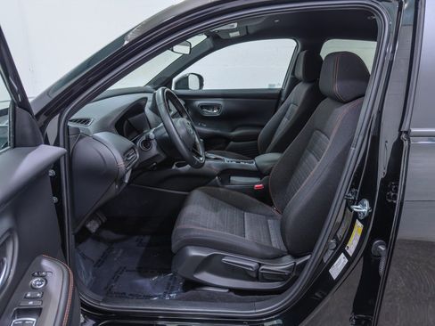 Used 2026 Honda HR-V Sport image 12