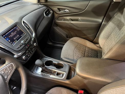 Used 2024 Chevrolet Equinox LT image 31