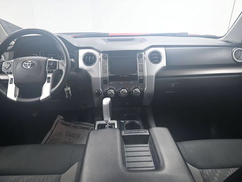 Used 2018 Toyota Tundra SR5 w/ TRD Off Road Package AWD/4WD image 31