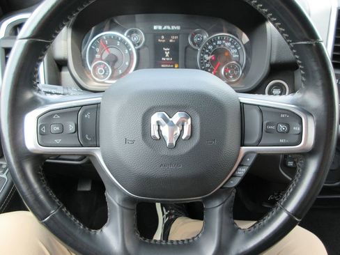 Used 2024 RAM 2500 Big Horn AWD/4WD image 26