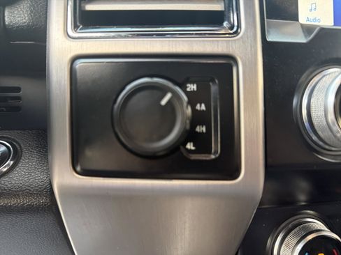 Used 2019 Ford F150 Platinum image 30