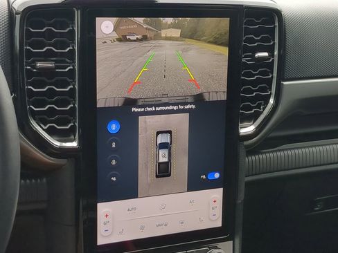 Used 2024 Ford Ranger XLT w/ Technology Package image 18