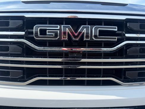 Used 2026 GMC Sierra 1500 SLT w/ SLT Premium Plus Package AWD/4WD image 7