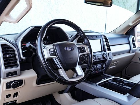 Used 2020 Ford F350 Lariat w/ Lariat Ultimate Package image 46