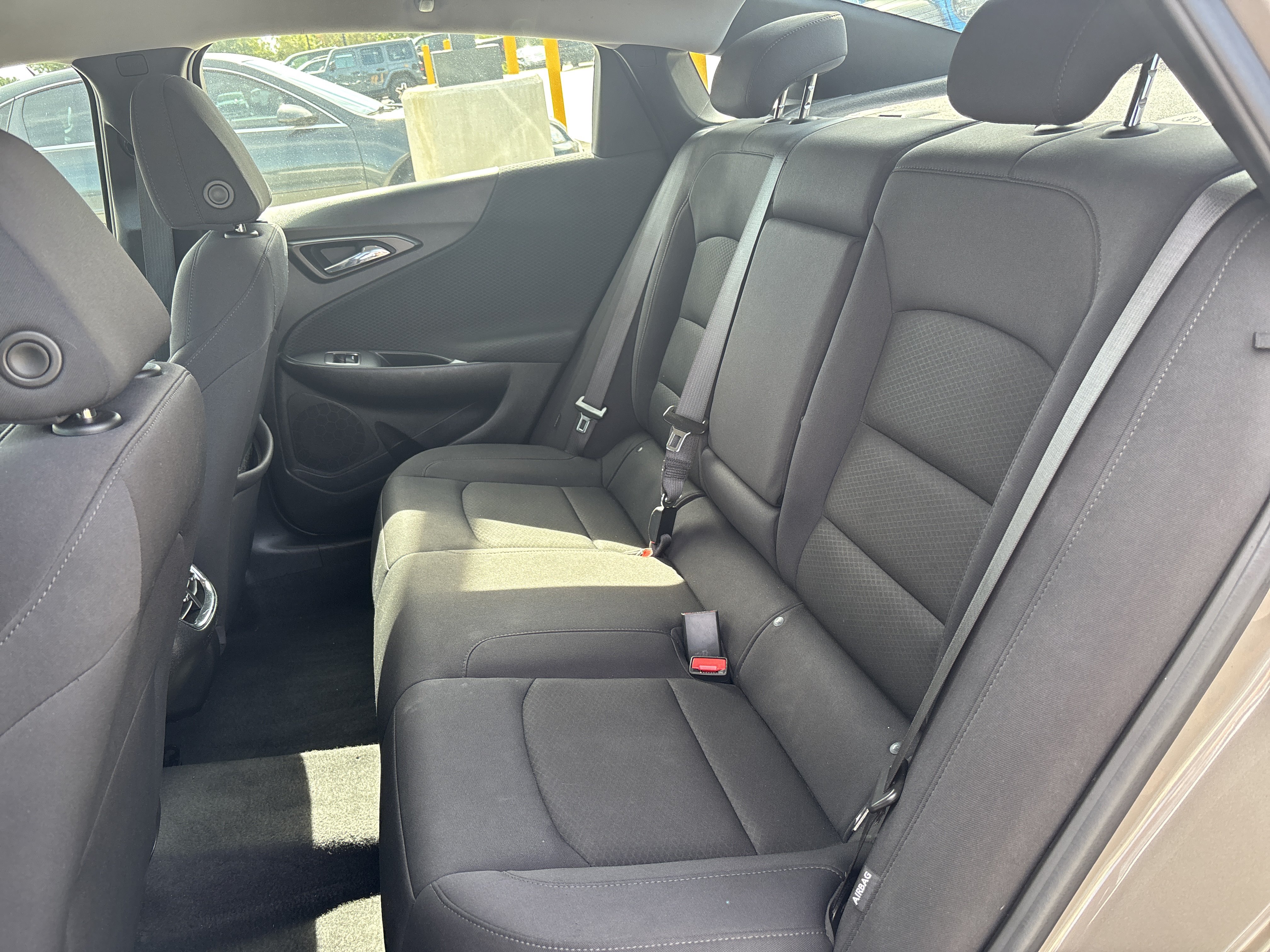 Used 2023 Chevrolet Malibu LT w/ Driver Confidence Package FWD image 4
