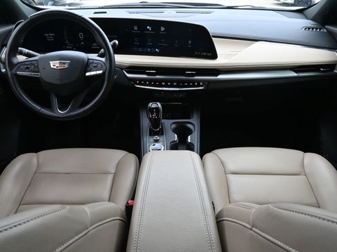 Used 2024 Cadillac XT4 Premium Luxury w/ Cold Weather Package FWD image 7