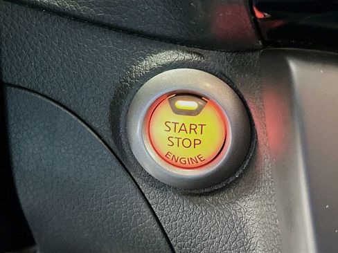 Used 2019 Nissan Sentra SV image 19