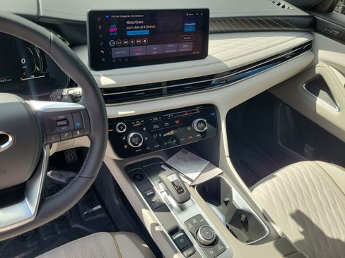 New 2026 INFINITI QX60 Autograph w/ Dark Cargo Package image 38