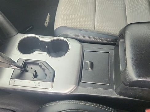 Used 2013 Toyota Camry SE image 18