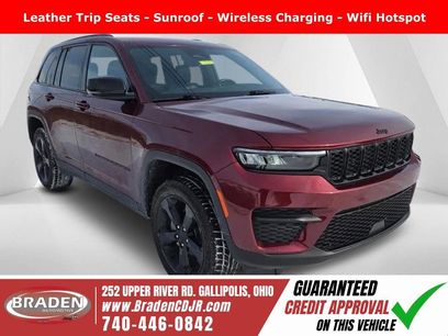 Used 2022 Jeep Grand Cherokee Altitude