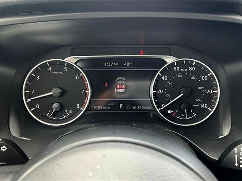Used 2024 Nissan Rogue SV AWD/4WD image 21