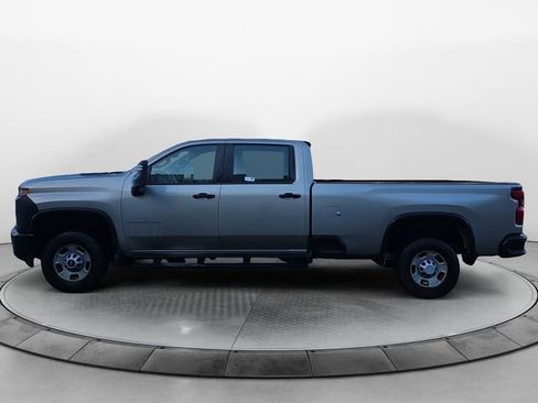 Used 2021 Chevrolet Silverado 2500 W/T image 2