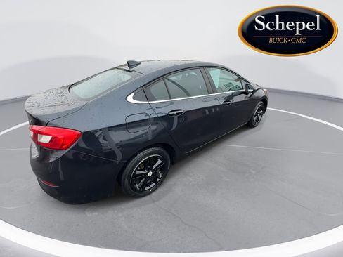 Used 2016 Chevrolet Cruze LT w/ Convenience Package image 8
