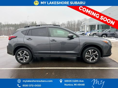 Used 2024 Subaru Crosstrek 2.0i Premium image 10