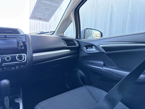 Used 2020 Honda Fit LX image 17