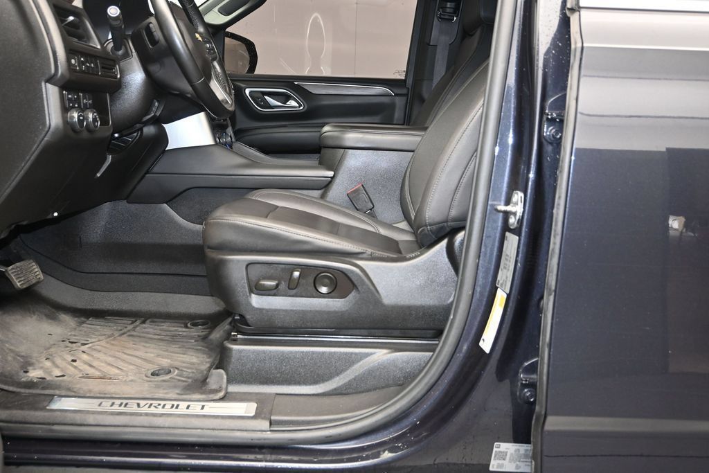 Used 2023 Chevrolet Tahoe LT AWD/4WD image 23