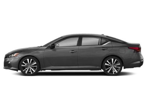 Used 2022 Nissan Altima 2.5 SR w/ Midnight Edition Package FWD image 3