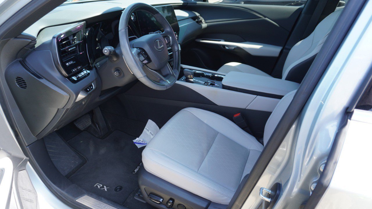 Certified 2024 Lexus RX 350 Premium Plus w/ Convenience Package FWD image 8