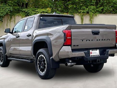 New 2026 Toyota Tacoma TRD Off-Road AWD/4WD image 3