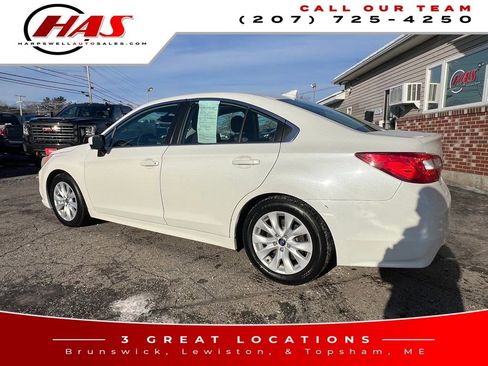 Used 2016 Subaru Legacy 2.5i Premium w/ Moonroof Package image 4