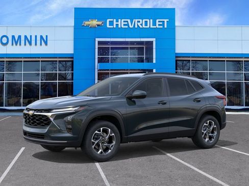 New 2026 Chevrolet Trax LT FWD image 3