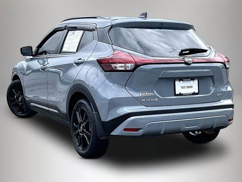 Used 2023 Nissan Kicks SR w/ SR Premium Package image 7