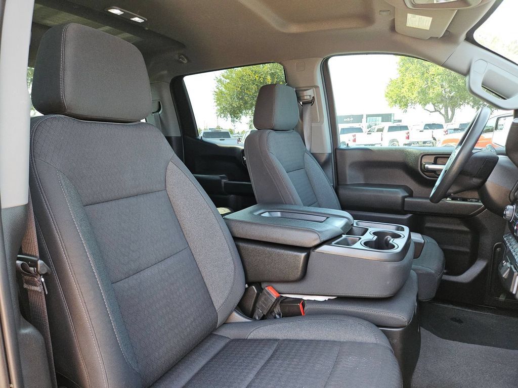 Certified 2022 Chevrolet Silverado 1500 Custom RWD image 29
