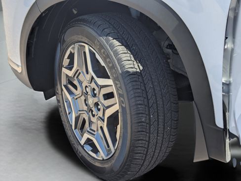 Certified 2023 Hyundai Santa Fe SEL Premium AWD/4WD image 37