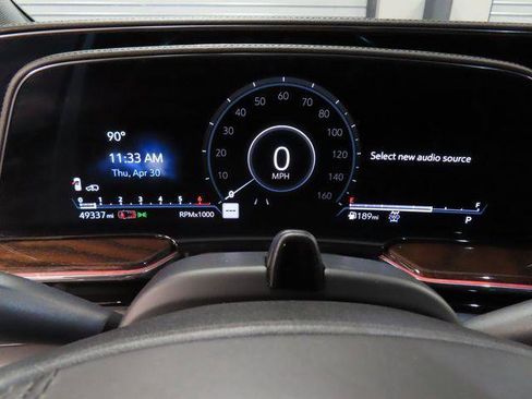 Certified 2022 Cadillac Escalade Premium Luxury Platinum AWD/4WD image 49