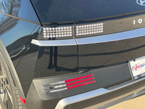 New 2026 Hyundai Ioniq 5 SEL image 12