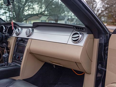 Used 2008 Ford Mustang GT image 45