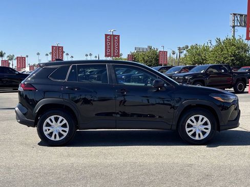 Used 2026 Toyota Corolla Cross L image 30