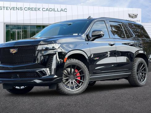 Certified 2023 Cadillac Escalade V image 7