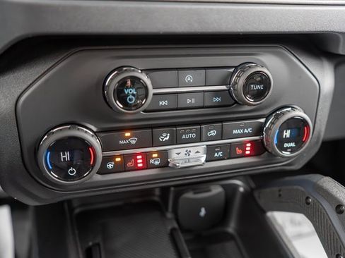 New 2025 Ford Bronco Badlands w/ Sasquatch Package image 20